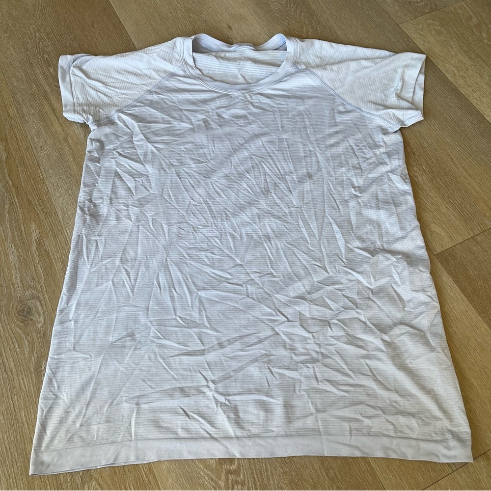 Lululemon Short Sleeve top